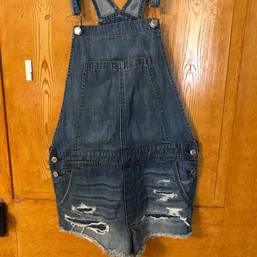 AE Tomgirl Overall Shorts